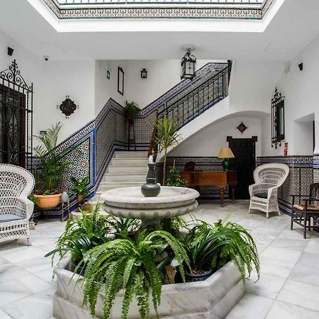 Suites Machado Seville Luaran gambar