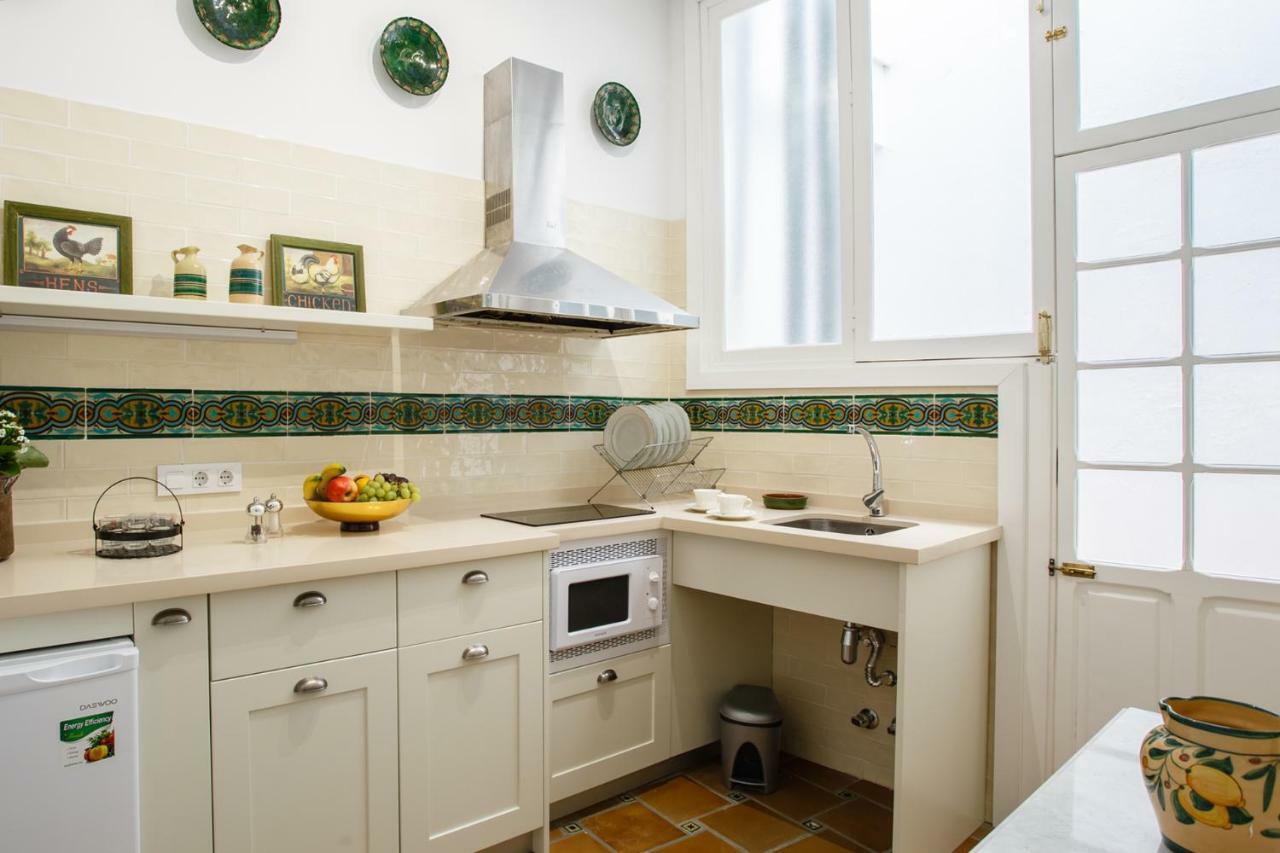 Suites Machado Seville Luaran gambar